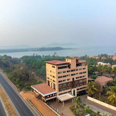 Hotel Sterling Karwar Exteriér fotografie