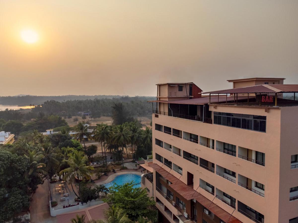 Hotel Sterling Karwar Exteriér fotografie