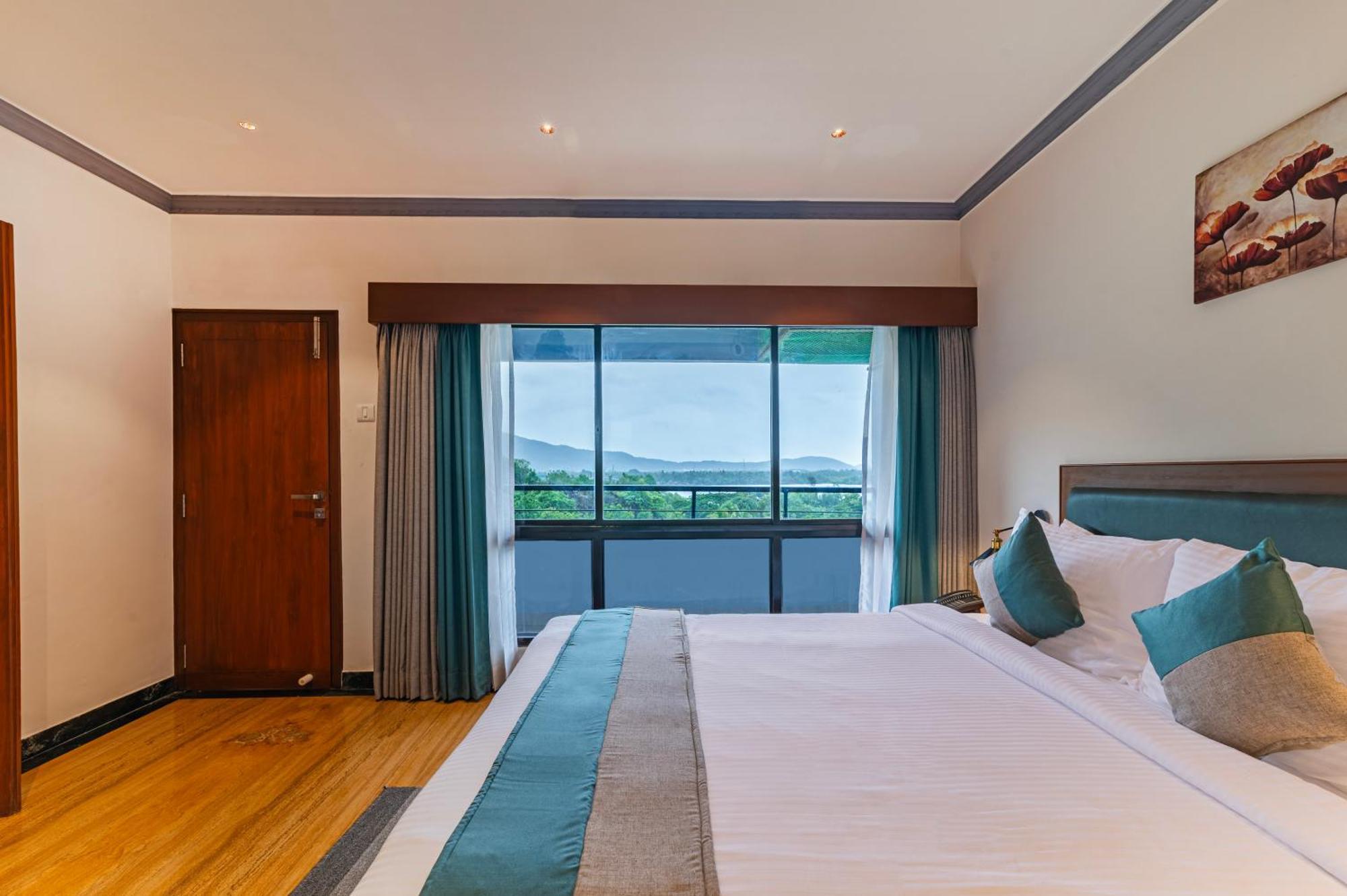 Hotel Sterling Karwar Exteriér fotografie