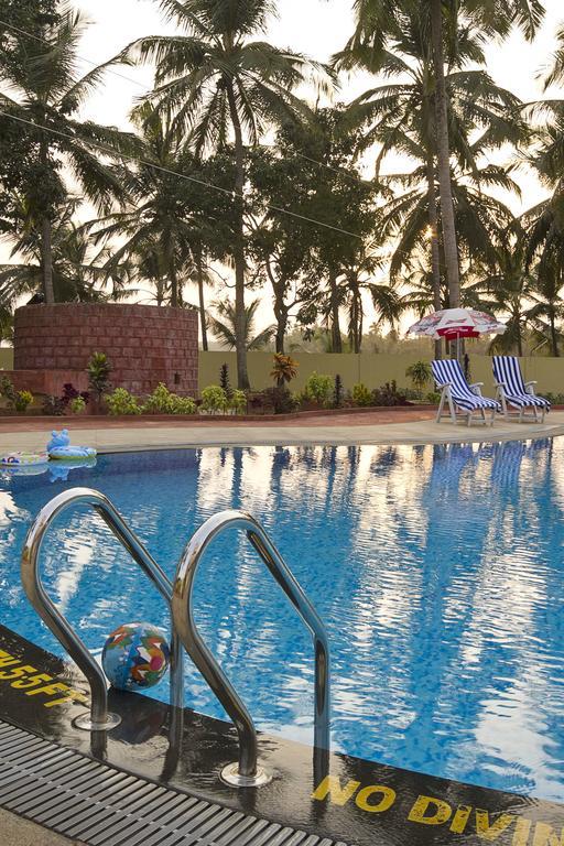 Hotel Sterling Karwar Exteriér fotografie